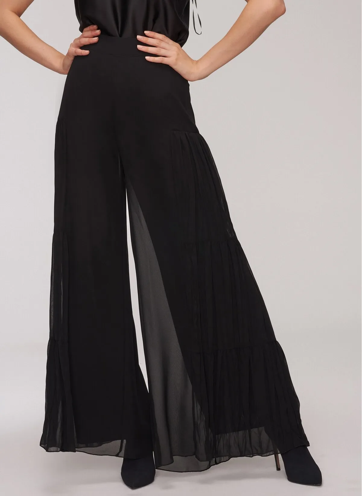 13776 Black Wide Leg Chiffon Pants