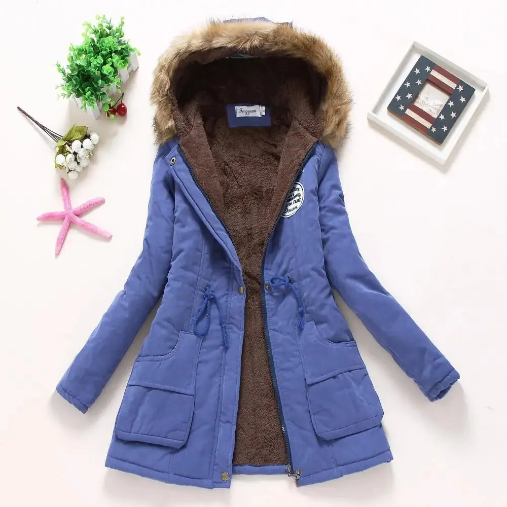 Casual Winter Hooded Jacket with Adjustable Waist and Feathers