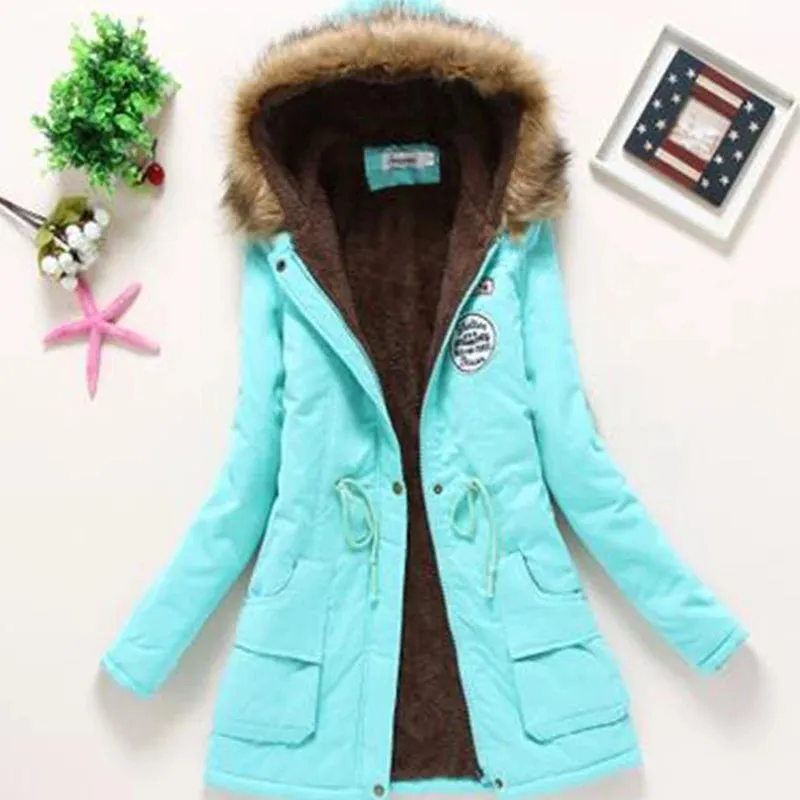 Casual Winter Hooded Jacket with Adjustable Waist and Feathers