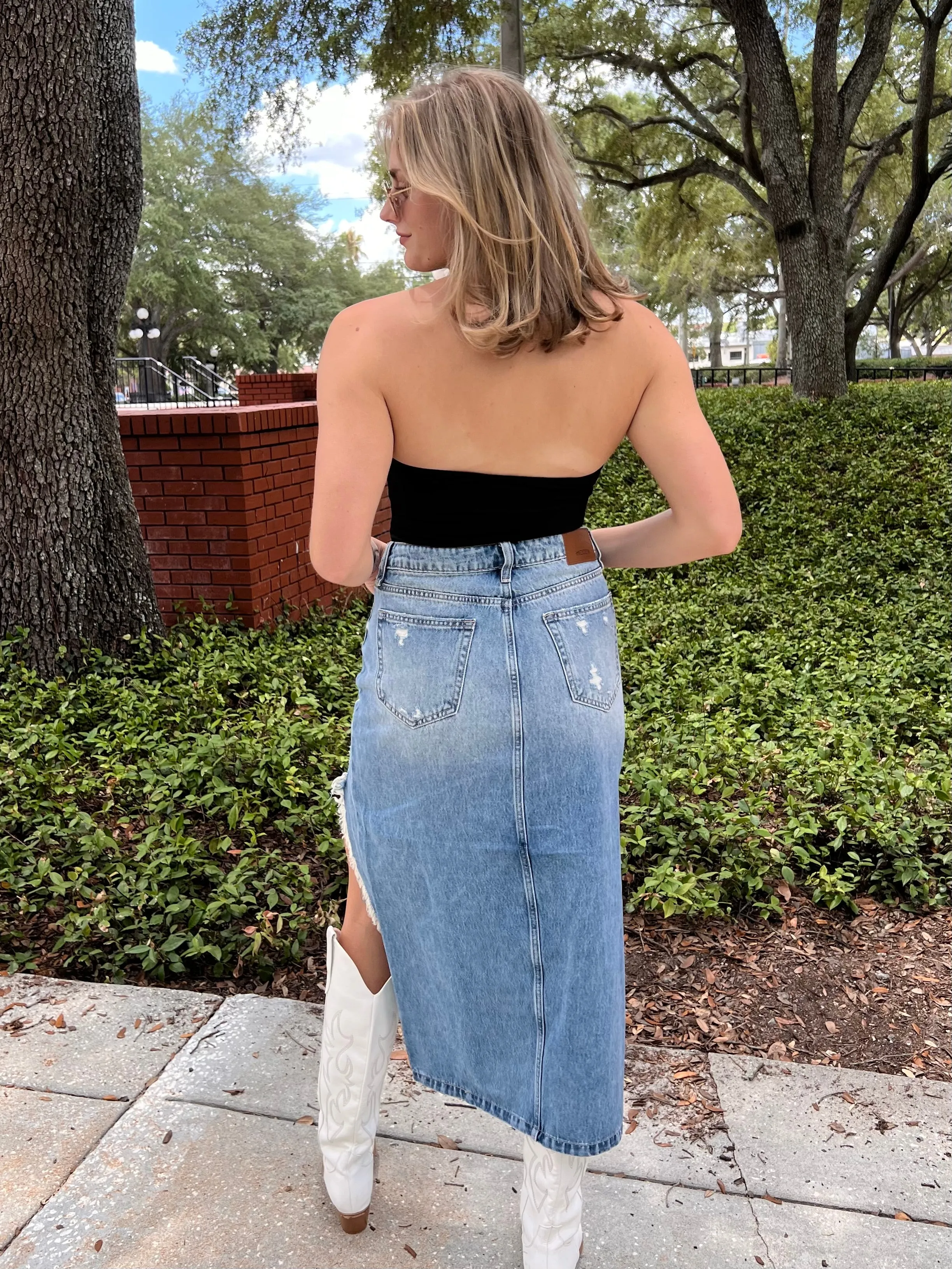 JAGGER DISTRESSED MAXI SKIRT IN DENIM