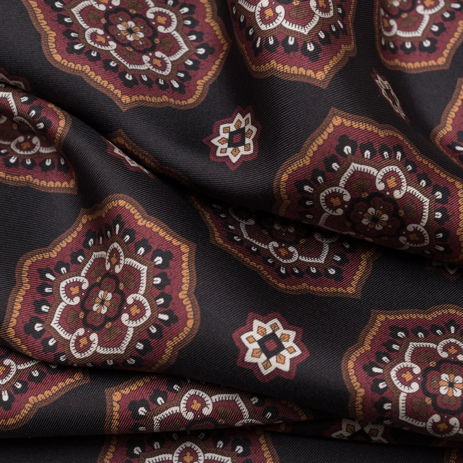 Jove - Wool Backed Silk Scarf - Black & Burgundy