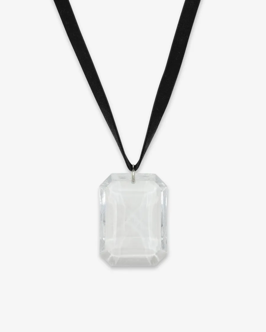 LUCITE GEM CHOKER