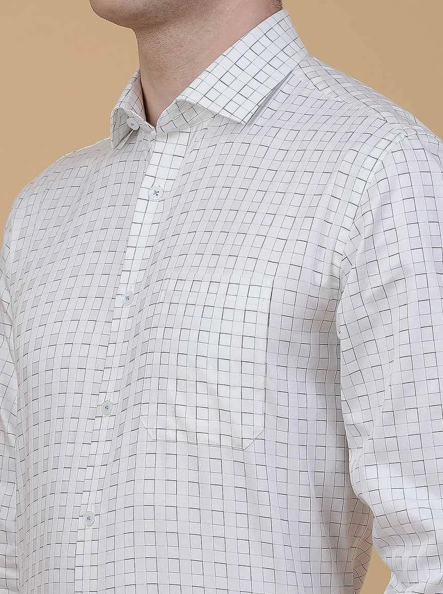 Off-White Checked Regular Fit Formal Shirt | JadeBlue