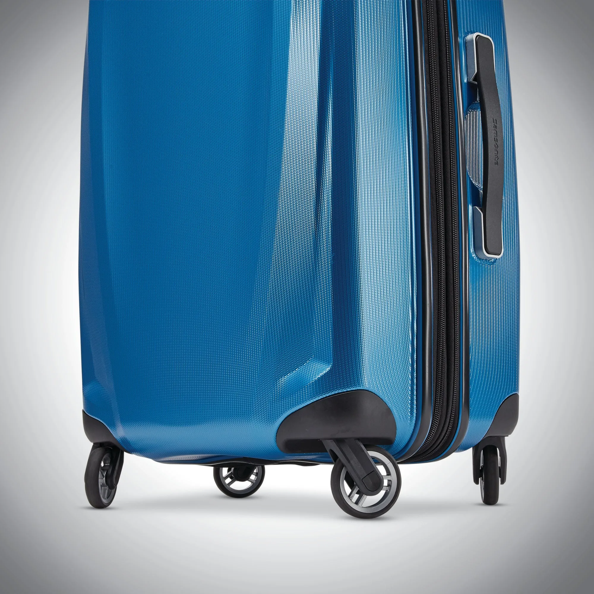 Samsonite Winfield 3 DLX Spinner 78/28