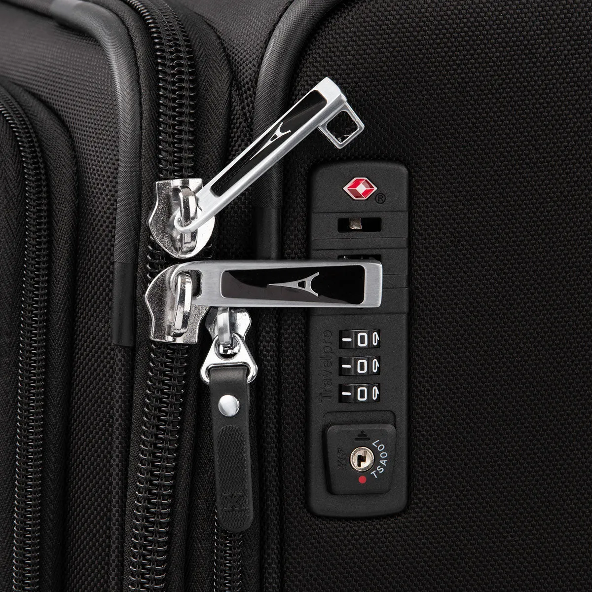 Travelpro Platinum Elite 29" Expandable Spinner