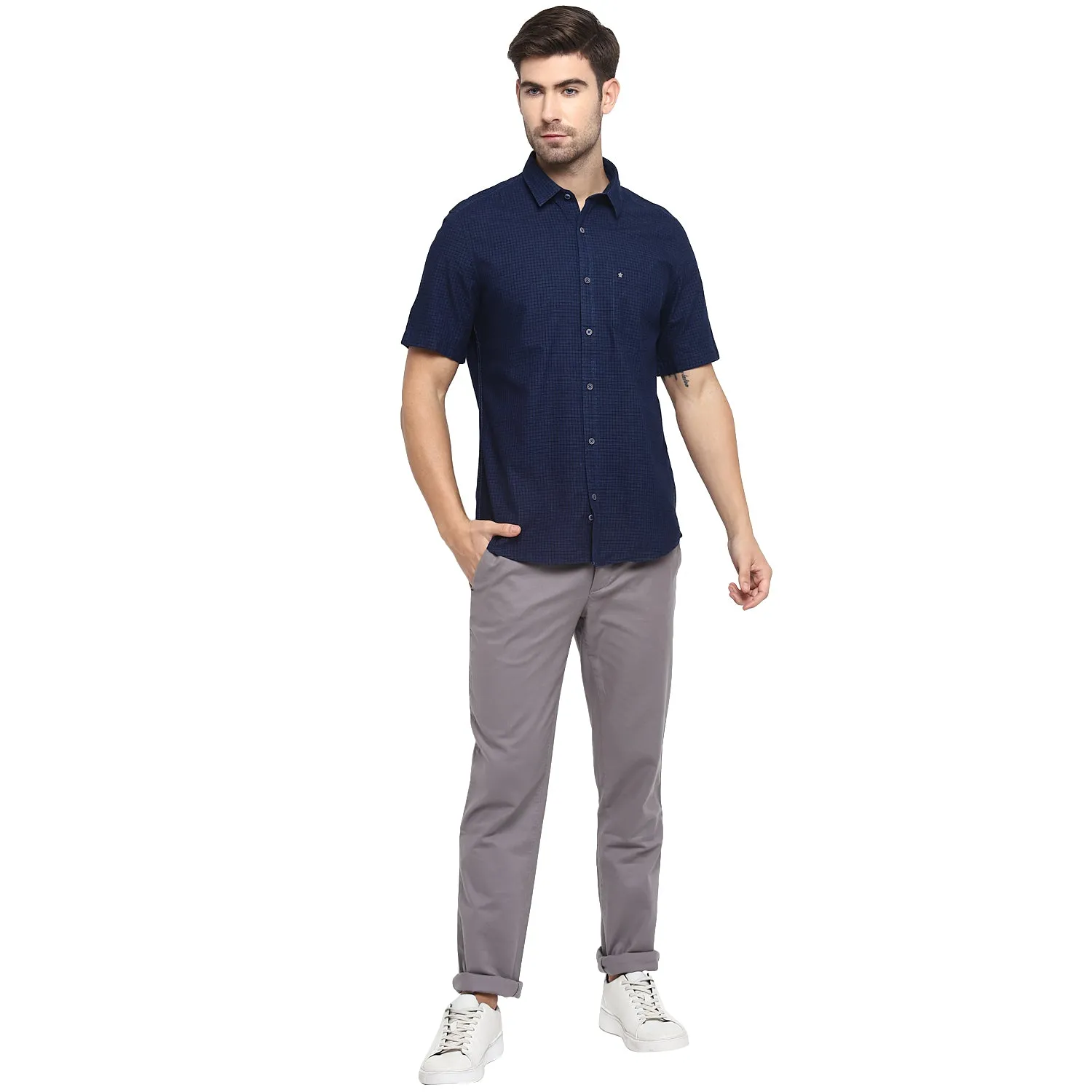 Turtle Men Navy Cotton Checked Slim Fit Shirts