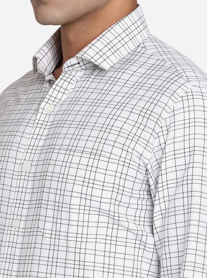 White & Black Checked Slim Fit Formal Shirt | Greenfibre